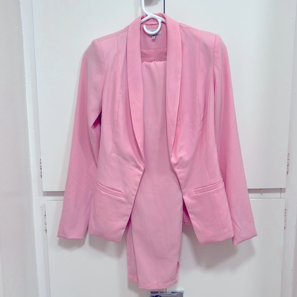 Pink pants suit for women